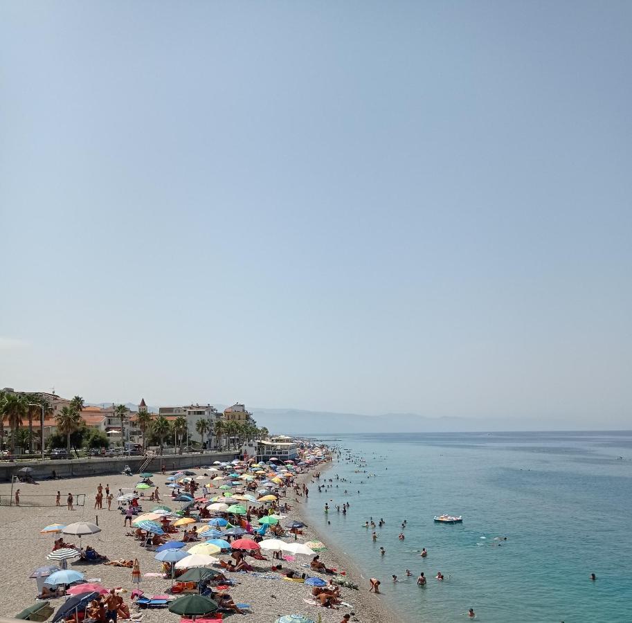 B&B Del Centro Capo dʼOrlando Екстериор снимка