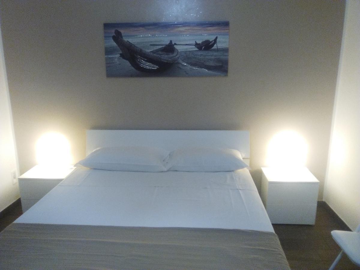 B&B Del Centro Capo dʼOrlando Екстериор снимка